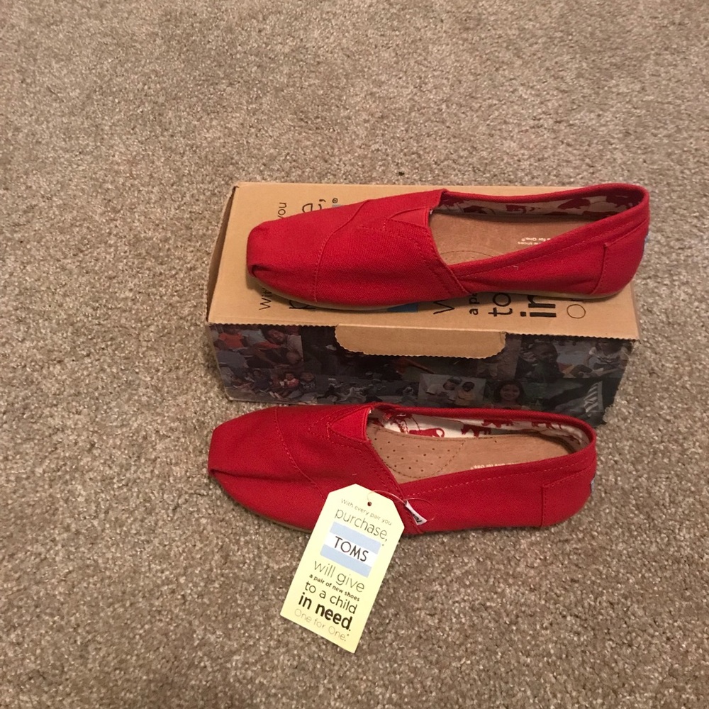 Brand New Toms shoes